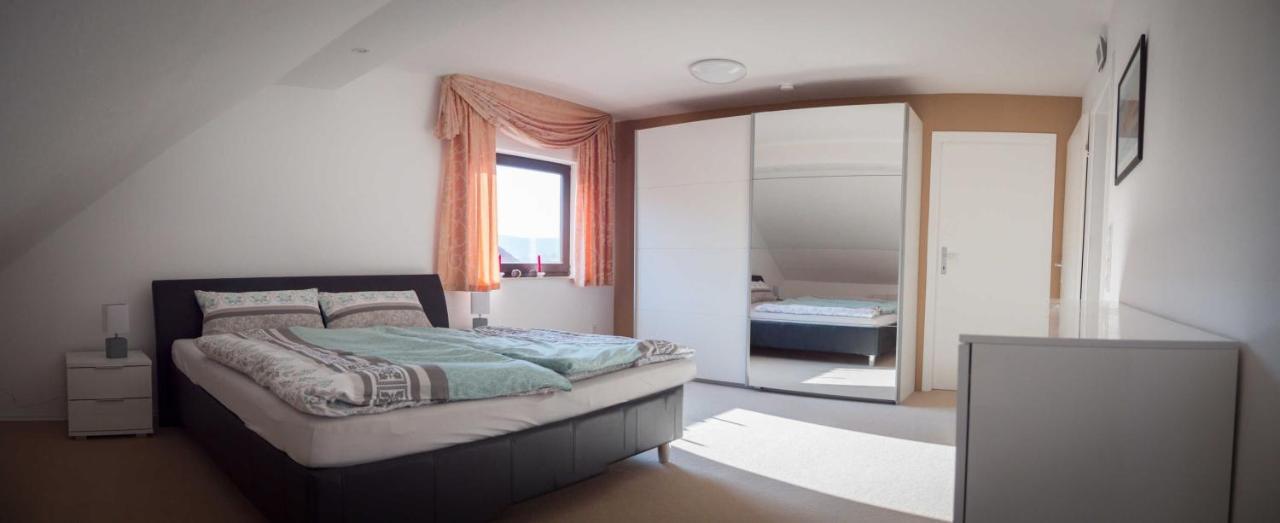 Ferienwohnung Moemlingtal Momlingen Екстер'єр фото